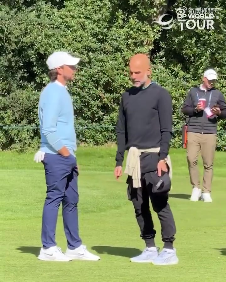 华体会官方平台-【走到哪教到哪】连打高尔夫的人都逃不过瓜帅的“指导” 😂